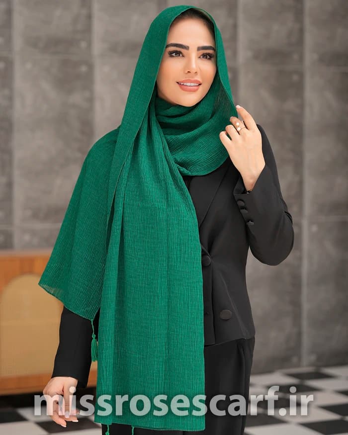 شال پلیسه سبز کد 16