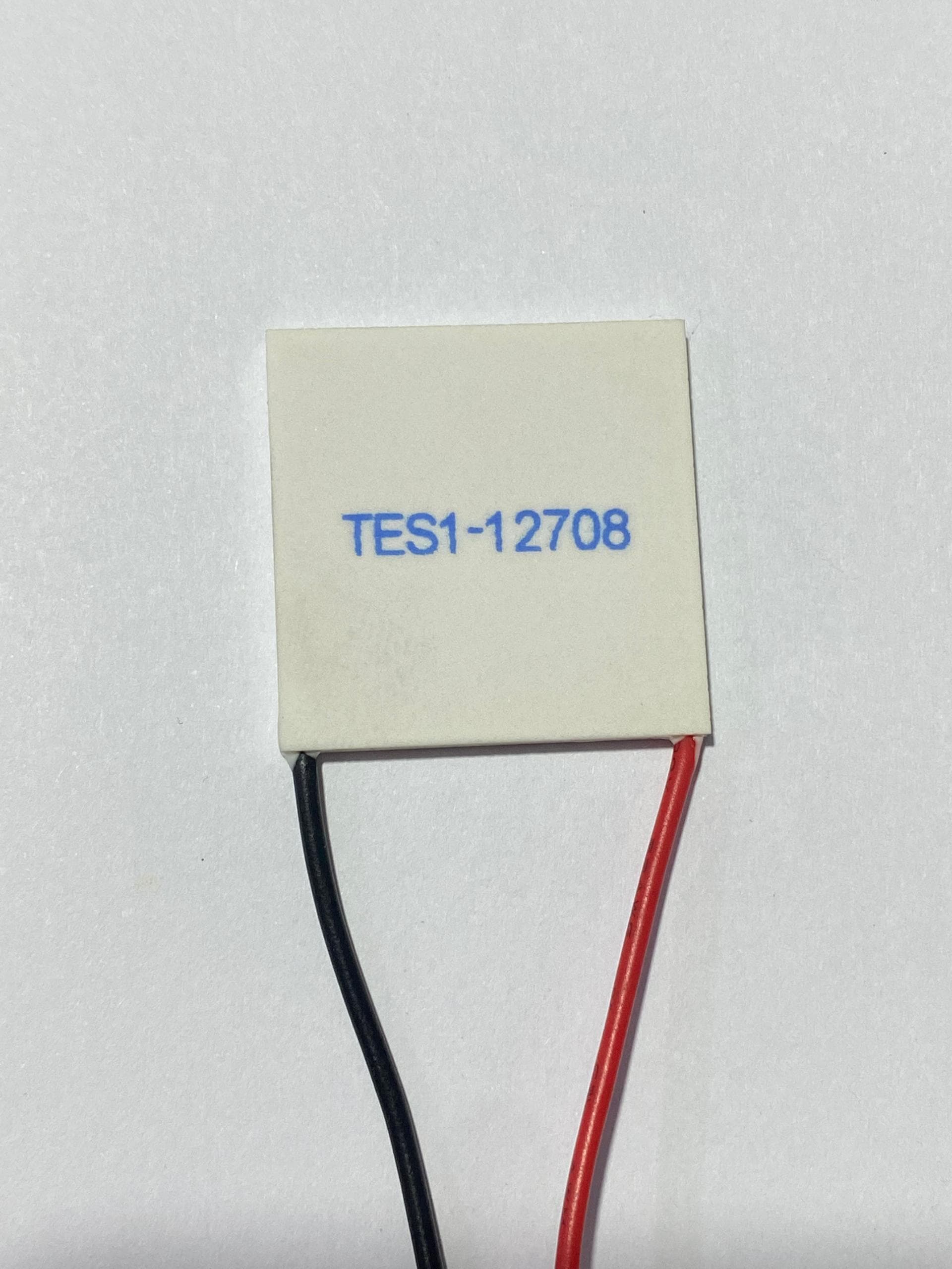 المان خنک کننده 8 آمپر TEC-12708 ابعاد 3*3 مناسب برای دستگاه لیزر KM