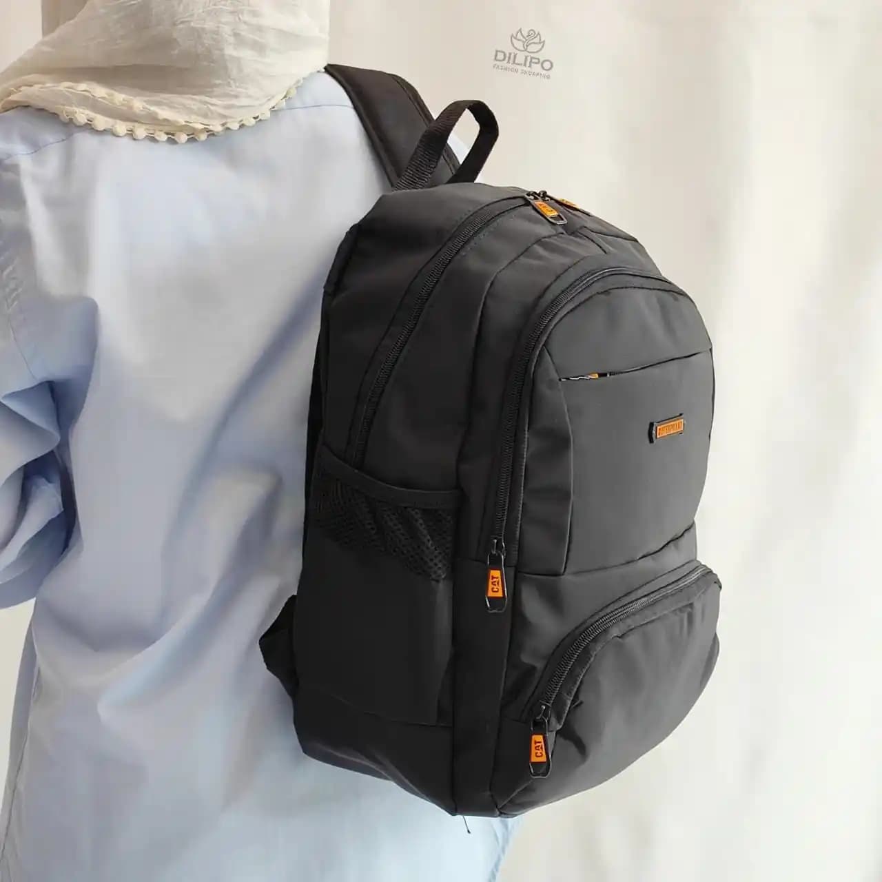 کوله پشتی مشکی ایلیانا طرح کاترپیلار 2392 — تصویر ۲