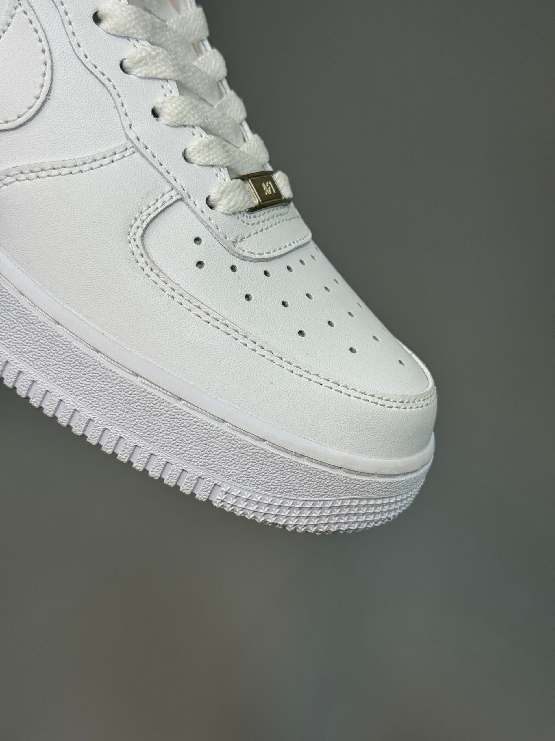 کتونی ایرفورس وان سفید Nike Air Force 1 White — تصویر ۵