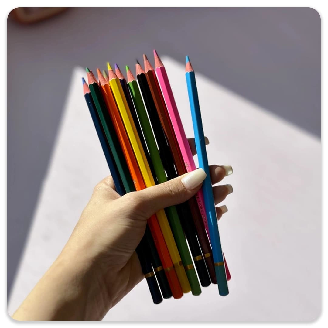 مداد رنگی استوانه ای 12 رنگ لبوبو — تصویر ۳