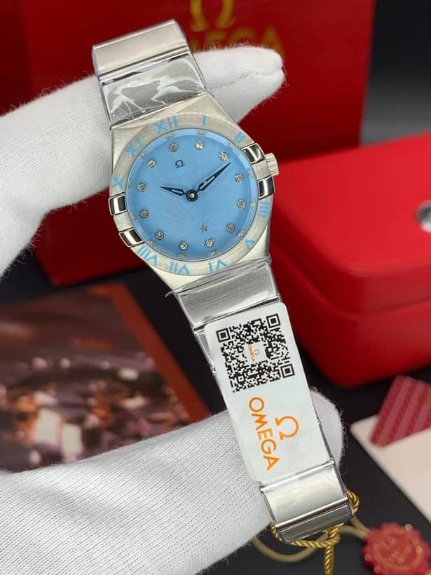 ساعت مچی امگا کانسلیشن | Omega Constellation | نقره ای صفحه آبی های کپی — تصویر ۲