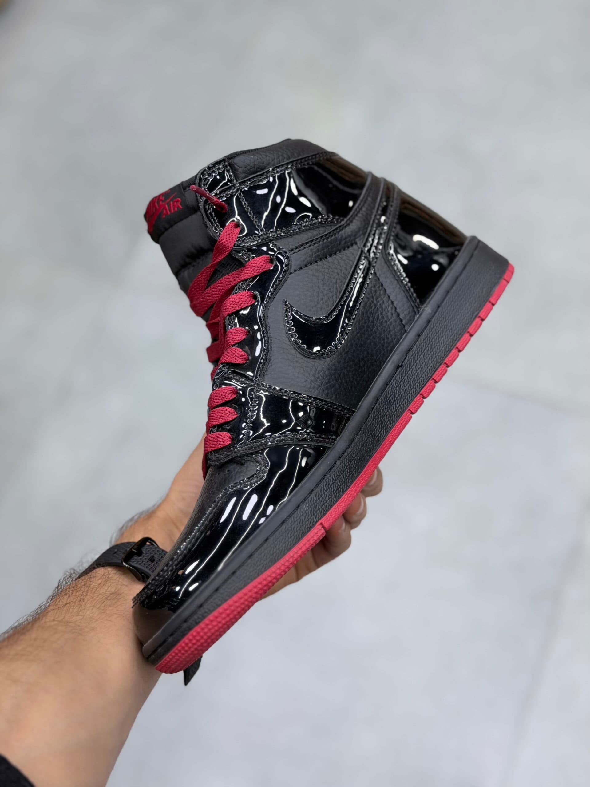کتونی جردن وان ساقدار ورنی مشکی Air Jordan 1 High SP Gina — تصویر ۱۰