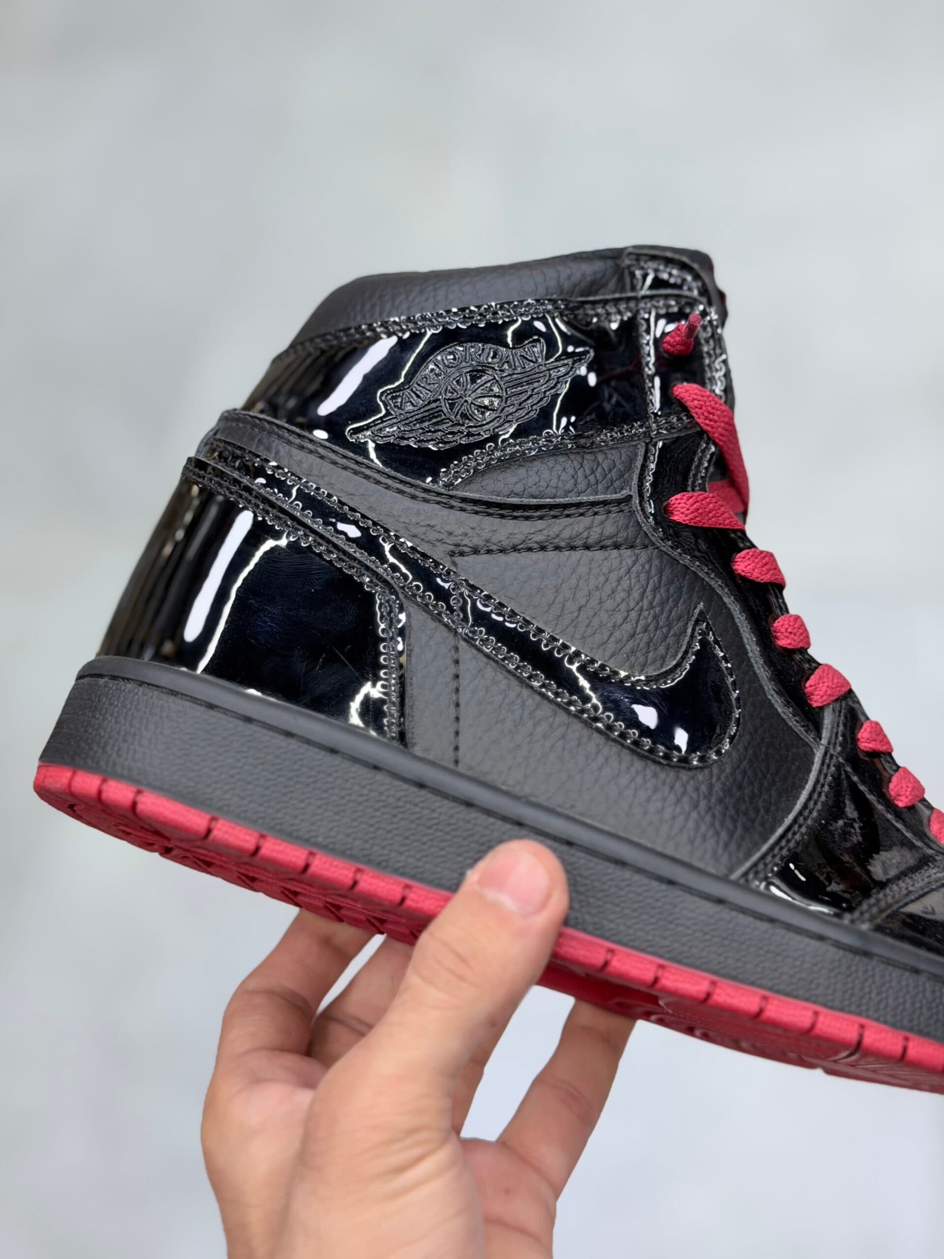 کتونی جردن وان ساقدار ورنی مشکی Air Jordan 1 High SP Gina — تصویر ۱۱
