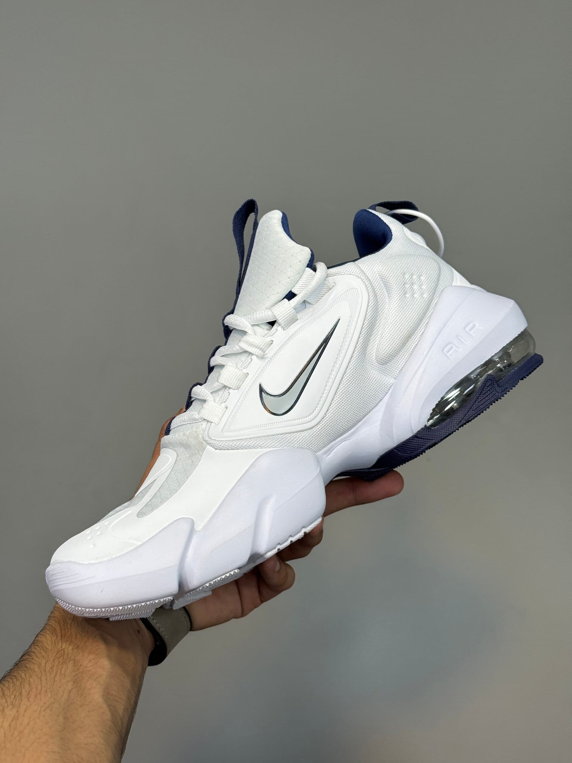 کتونی نایک ایرمکس آلفا ساویج سفید سورمه ای Nike Air Max Alpha Savage — تصویر ۳
