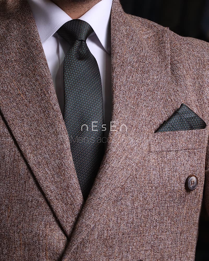 ست کراوات و پوشت NESEN – طرح خاویاری سبز T213