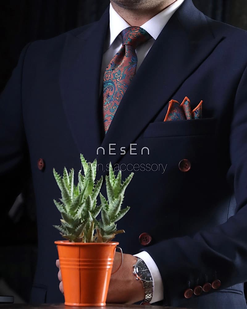 ست کراوات و دستمال جیب مردانه NESEN | طرح بته‌جقه آجری T178