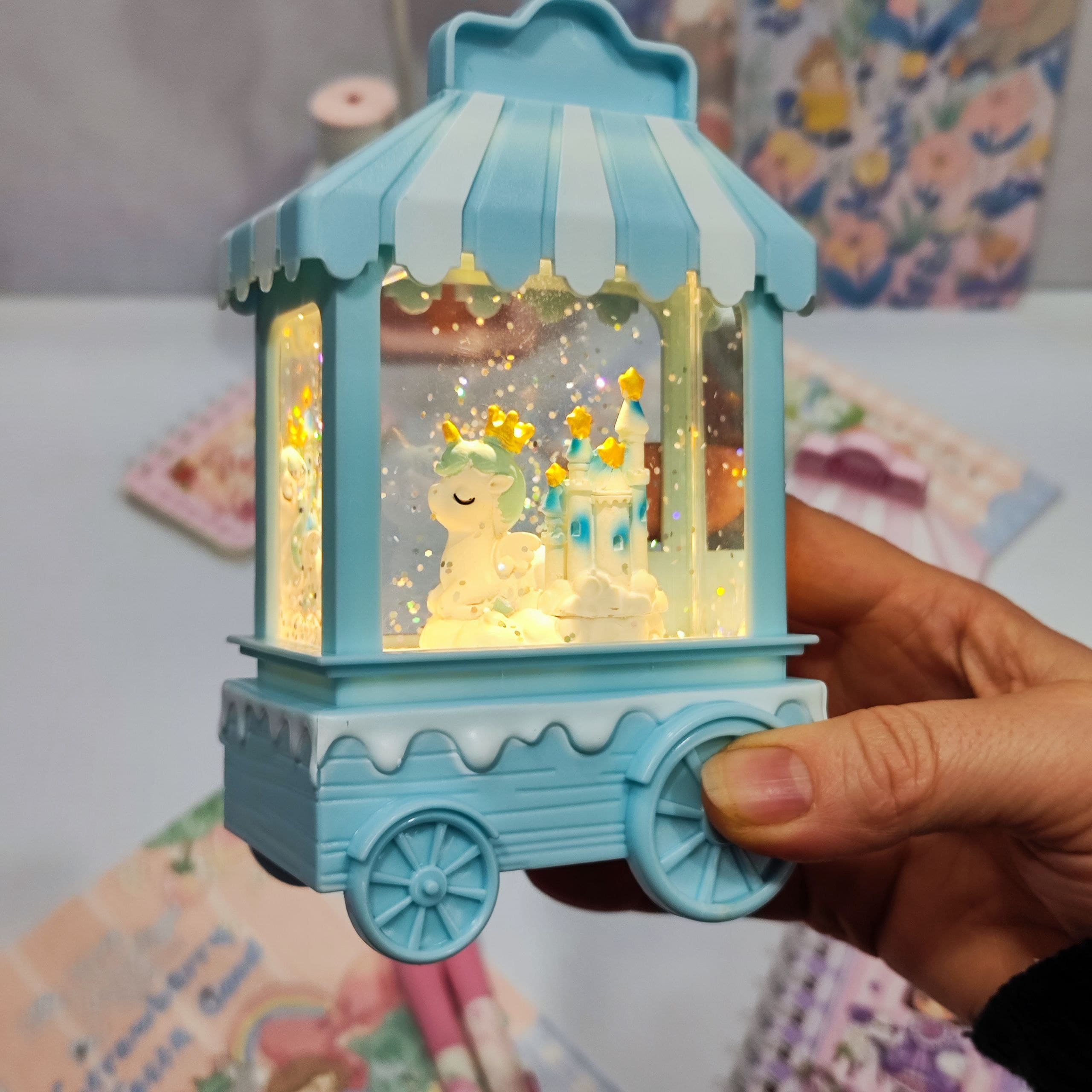 کالسکه موزیکال چراغ دار — تصویر ۲