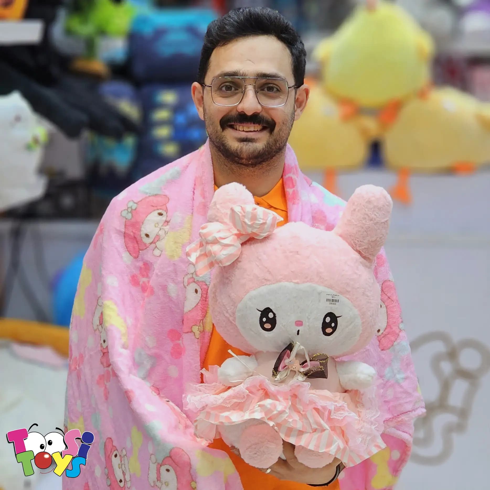 عروسک پتو بالشتی کرومی و ملودی لباس دار — تصویر ۳
