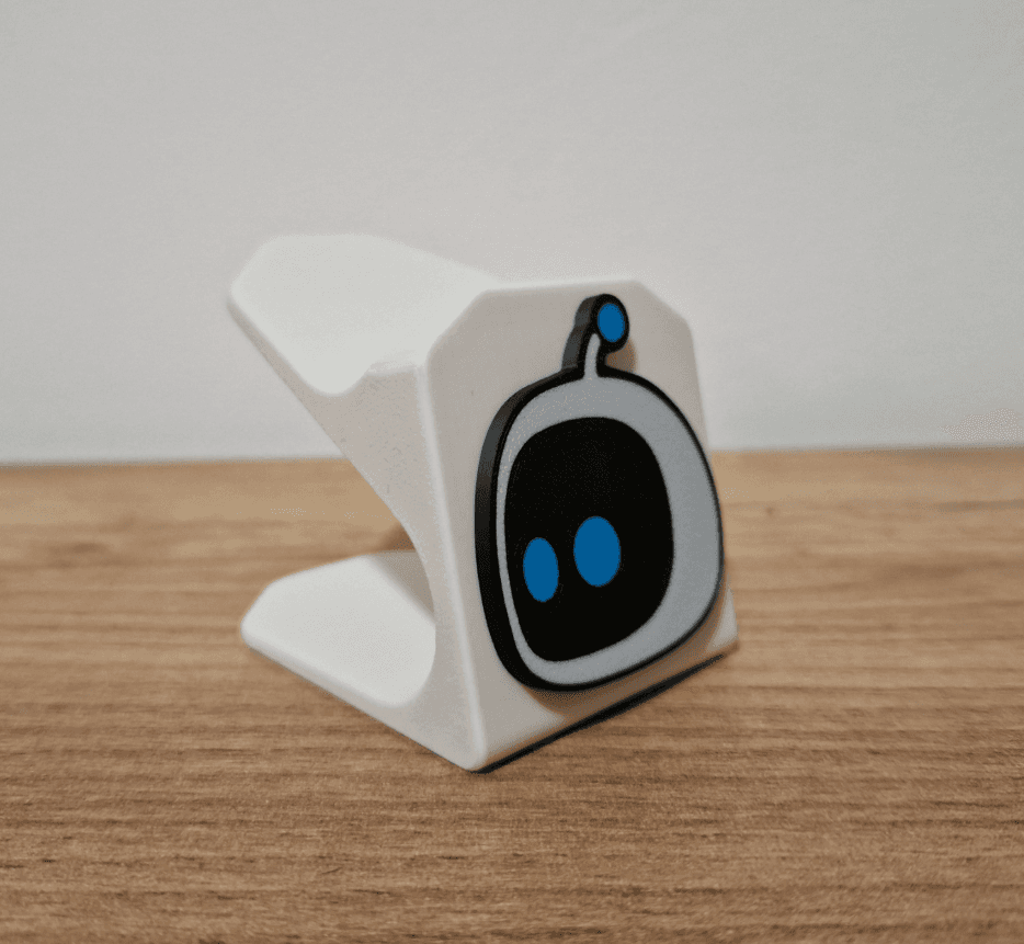 پایه نگهدارنده دسته بازی PS5, PS4, Xbox طرح Astro Bot — تصویر ۳