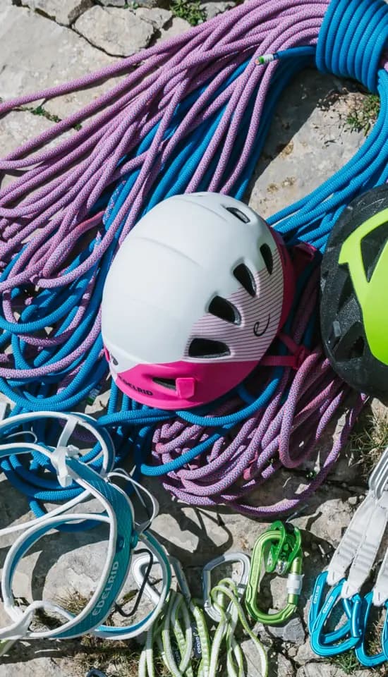 کلاه ایمنی ادلراید (صورتی-سفید) EDELRID مدل SHIELD II — تصویر ۳