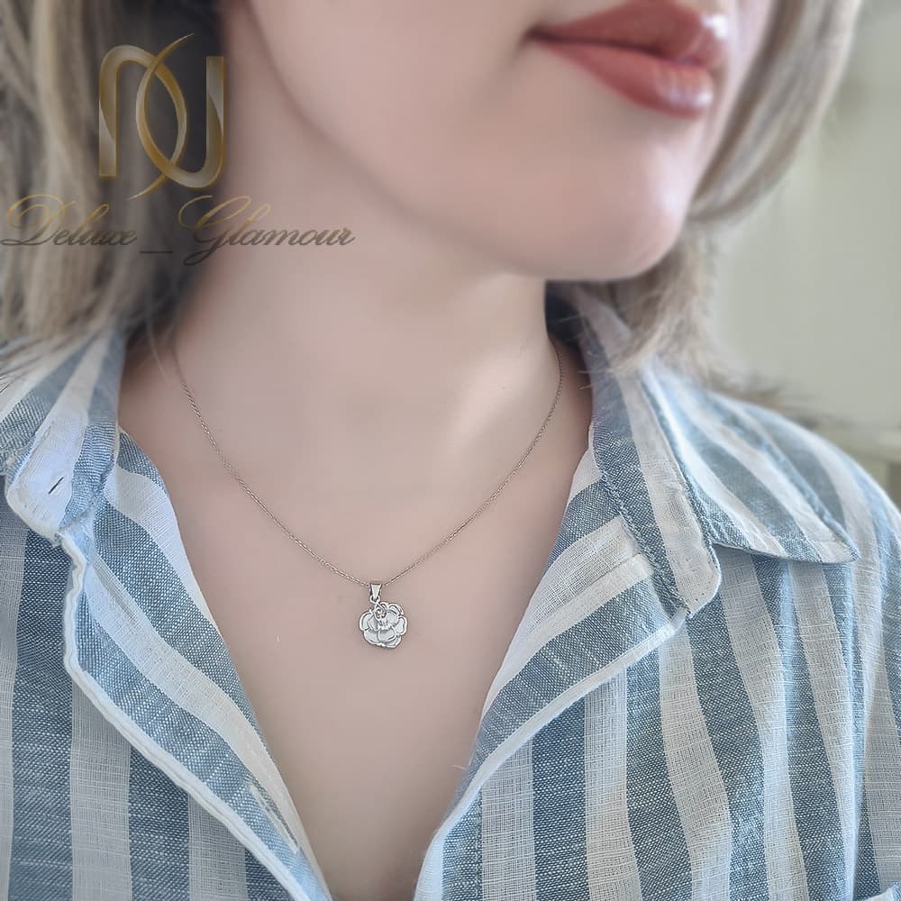 گردنبند نقره زنانه گل رز و رقص — تصویر ۲