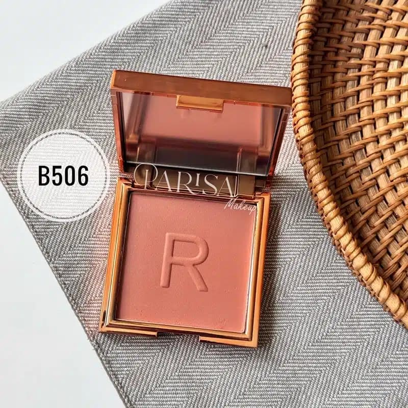 رژگونه پودری رولوشن Revolution مدل Blusher Reloaded کد 506 — تصویر ۳