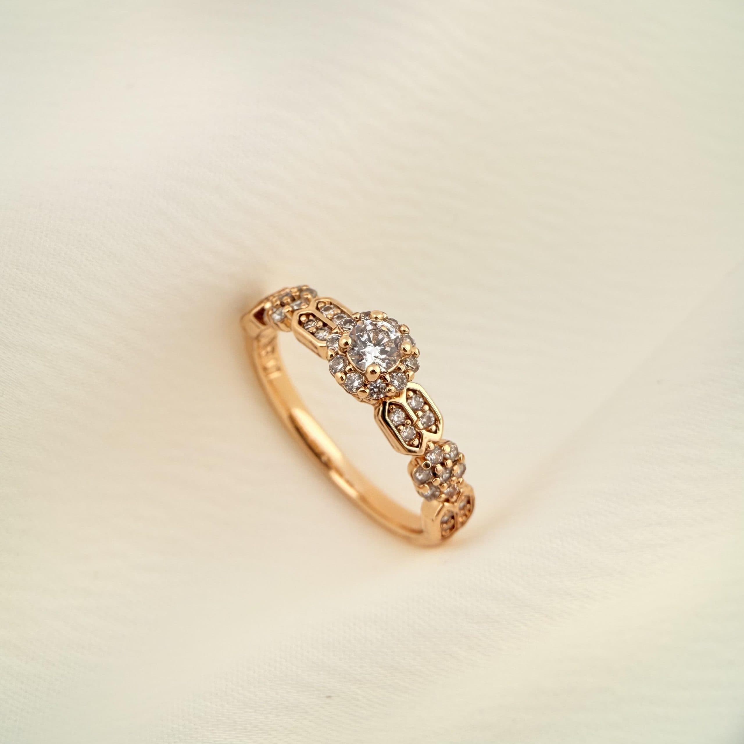 انگشتر جواهری ژوپینگ مدل R00119 — تصویر ۳