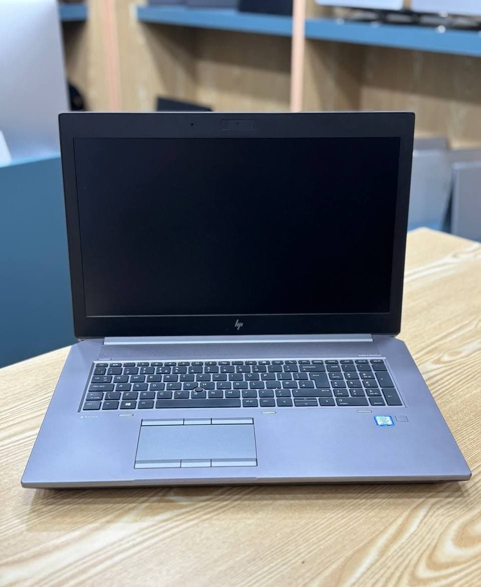 لپ تاپ استوک اچ پی HP ZBOOK 17 G5 i7 VGA 4GB P1000 نسل 8 — تصویر ۲