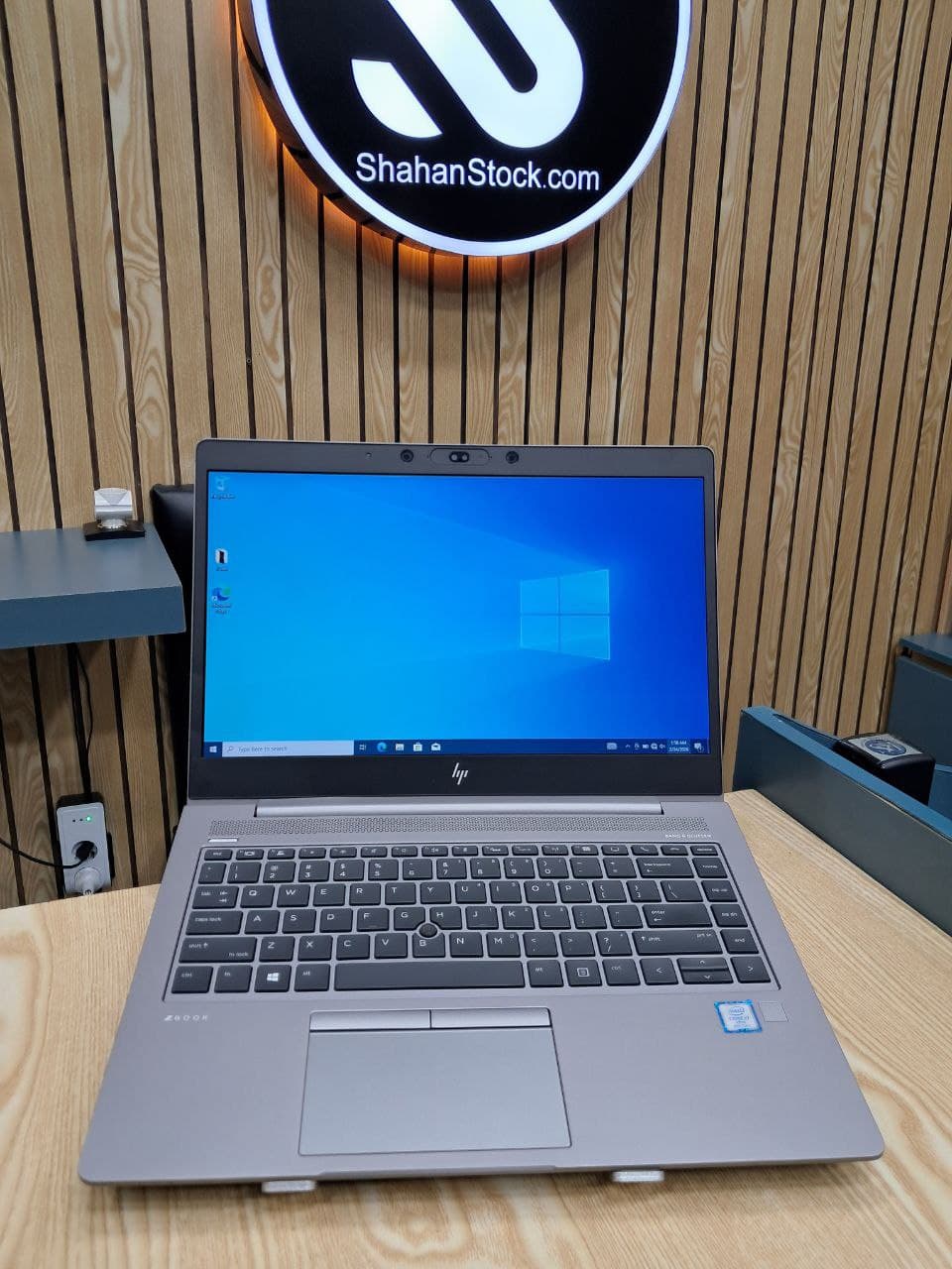 لپ تاپ استوک اچ پی HP Zbook 14U G6 i7 VGA 4G WX3200 نسل 8 — تصویر ۲