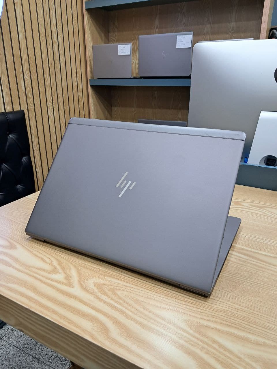 لپ تاپ استوک اچ پی HP Zbook 14U G6 i7 VGA 4G WX3200 نسل 8 — تصویر ۵