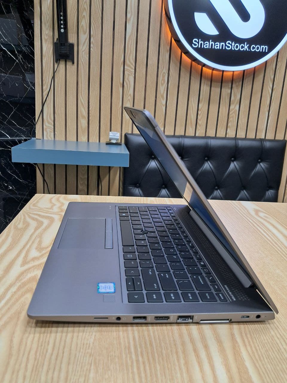 لپ تاپ استوک اچ پی HP Zbook 14U G6 i7 VGA 4G WX3200 نسل 8 — تصویر ۴