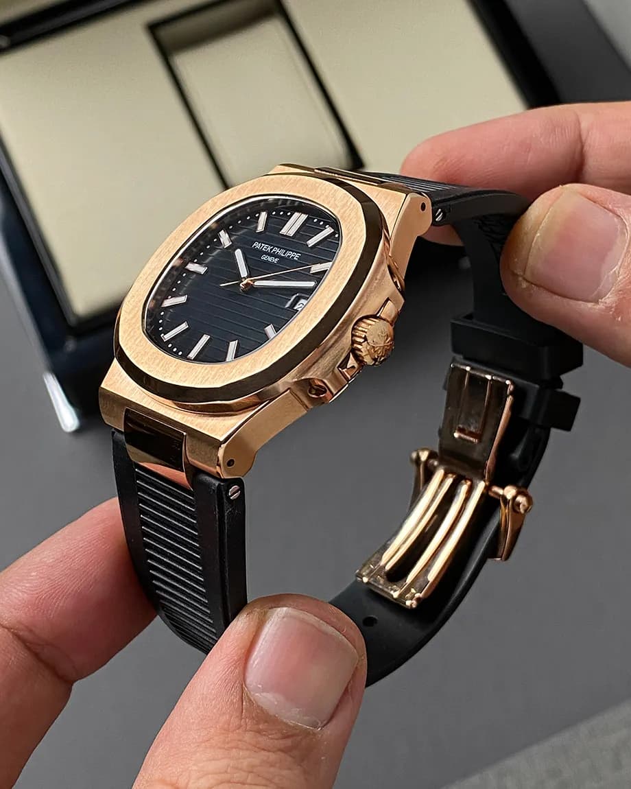 ساعت پتک فیلیپ ناتلیوس موتور اتوماتیک مردانه Patek Philippe مشکی طلایی — تصویر ۳