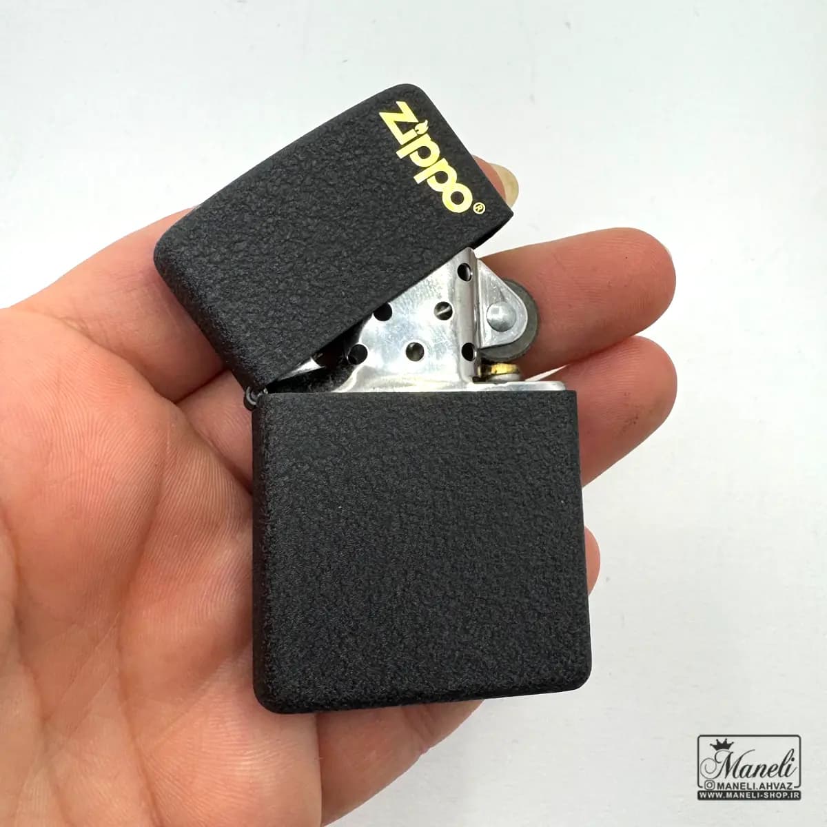 فندک بنزینی مشکی zippo ساده و طرح اژدها — تصویر ۵