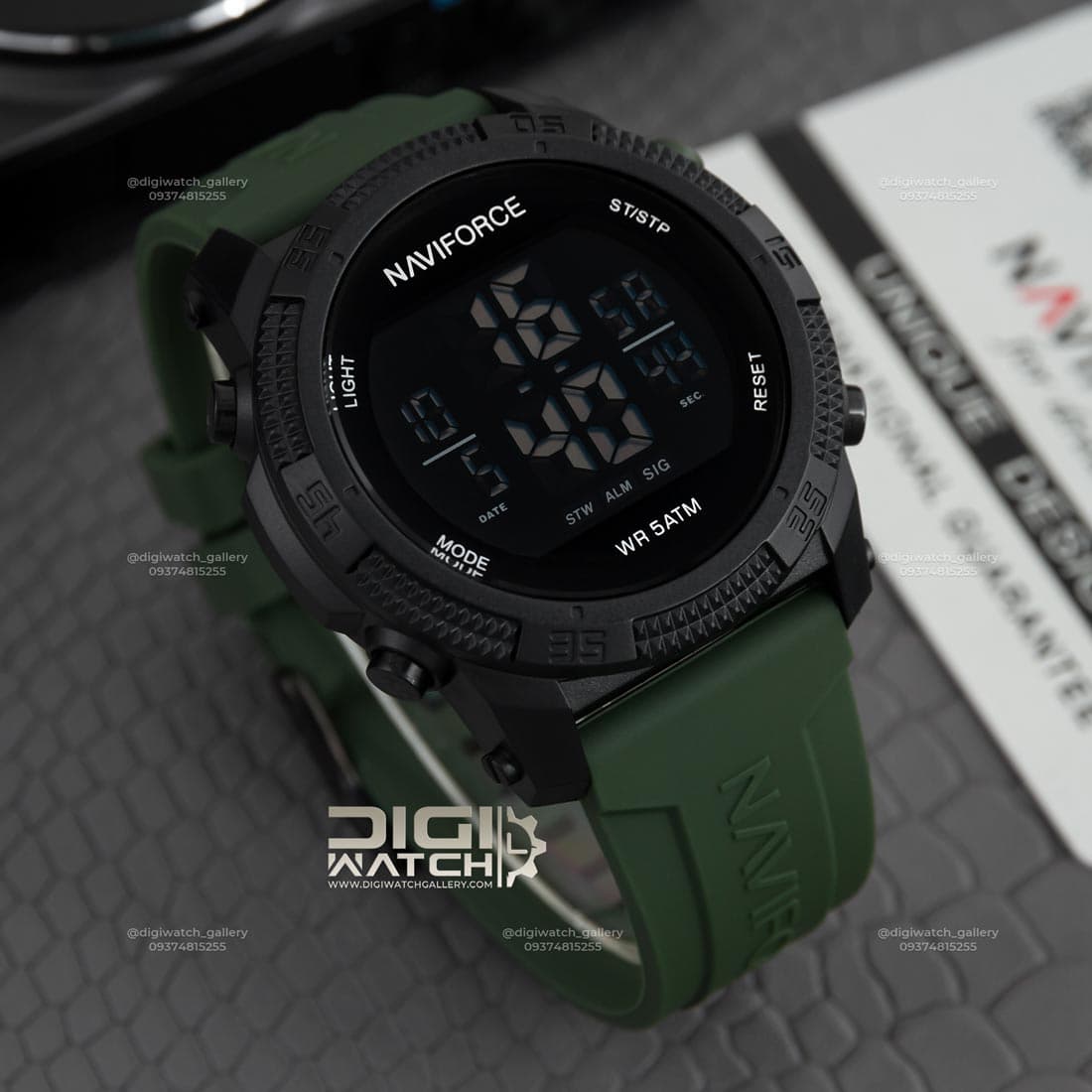 ساعت اورجینال مردانه نیوی فورس مدل NAVIFORCE NF7104 B/GN — تصویر ۲
