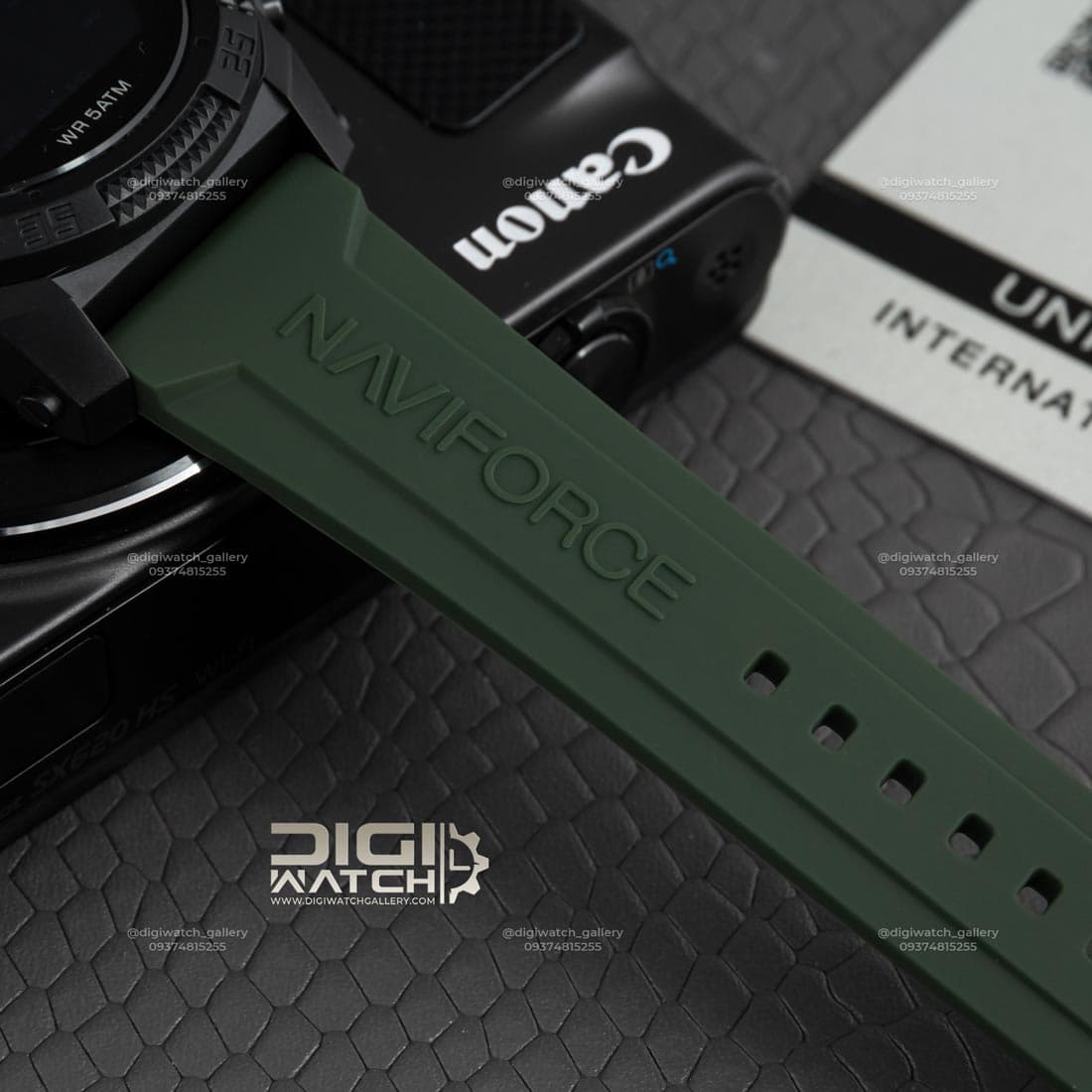 ساعت اورجینال مردانه نیوی فورس مدل NAVIFORCE NF7104 B/GN — تصویر ۴