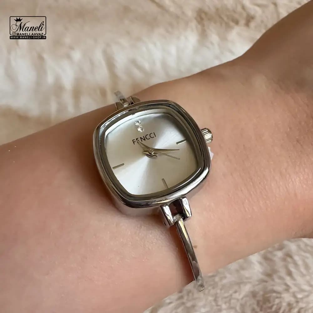ساعت زنانه ظریف صفحه مربع FENDI — تصویر ۷