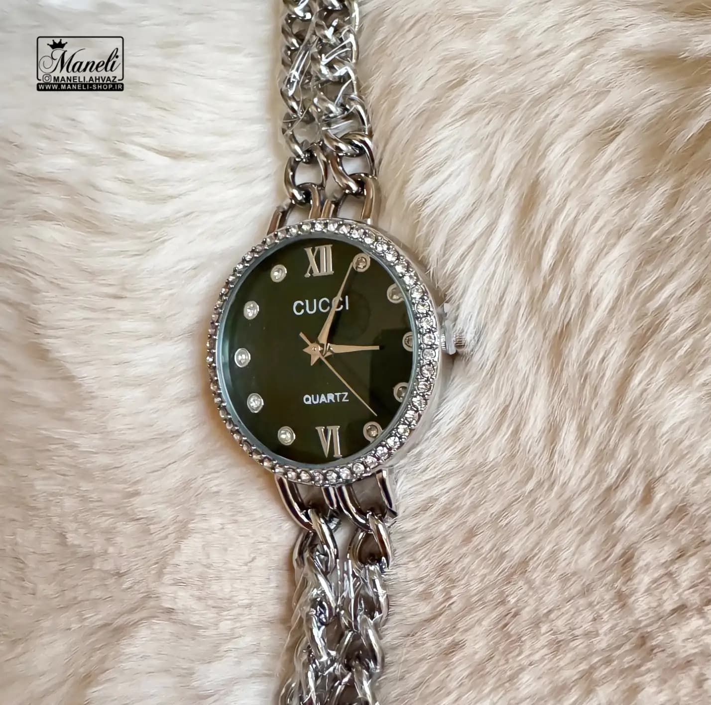 ساعت زنانه نقره ای GUCCI با بند کارتیر — تصویر ۴