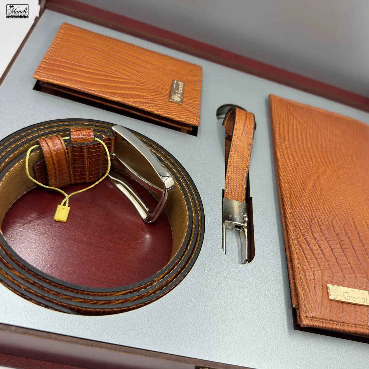 ست کیف و کمربند Gucci عسلی رنگ چهار تیکه — تصویر ۵