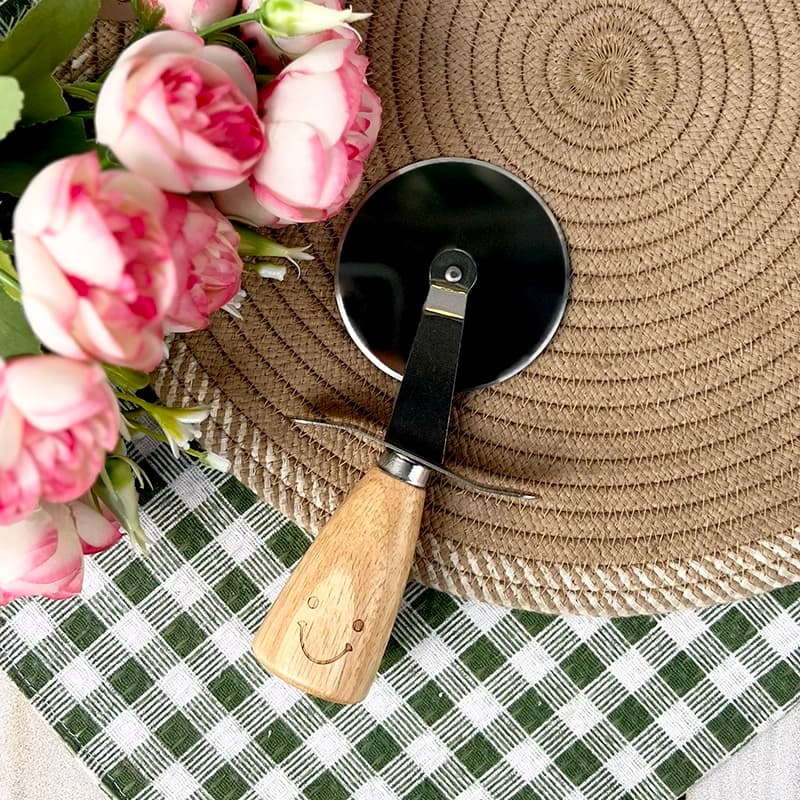 پیتزابر دسته چوبی — تصویر ۵