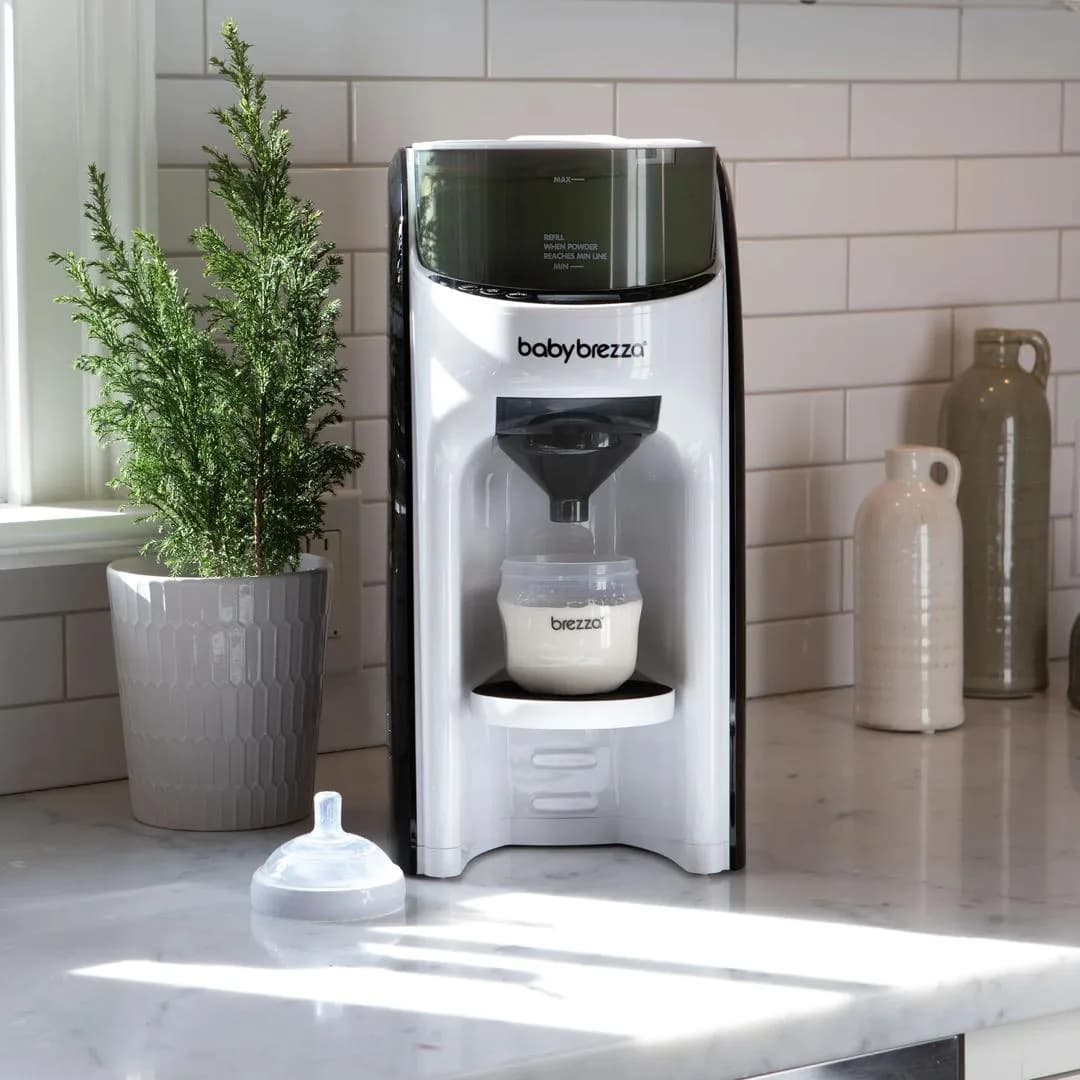 دستگاه شیرساز بیبی برزا Baby Brezza Formula Pro Advanced — تصویر ۲