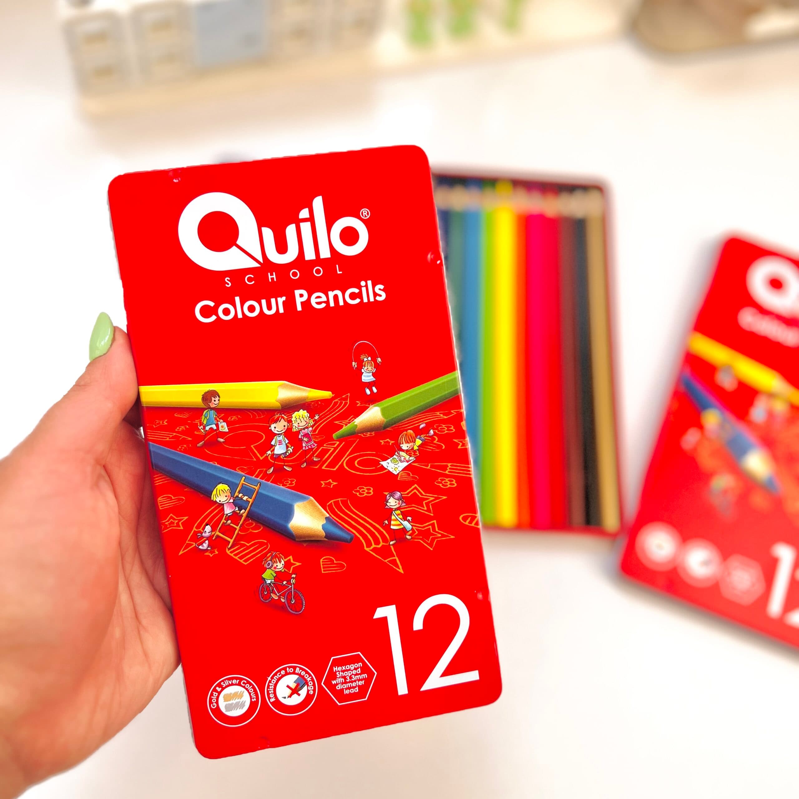 مداد رنگی ۱۲ رنگ جعبه فلزی Quilo