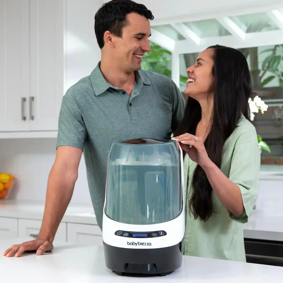 دستگاه اتوماتیک شست و شو، استریل و خشک کن بیبی برزا Baby Brezza — تصویر ۲