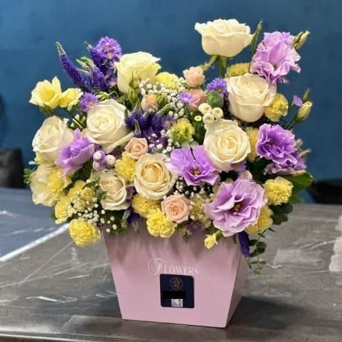 گل فروشی اطراف بانک ملی محله حصارک تهران t7392