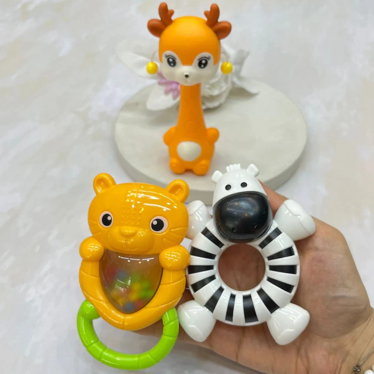 جغجغه نوزاد ۳ عددی گورخر و حیوانات جنگل Lucky king — تصویر ۳