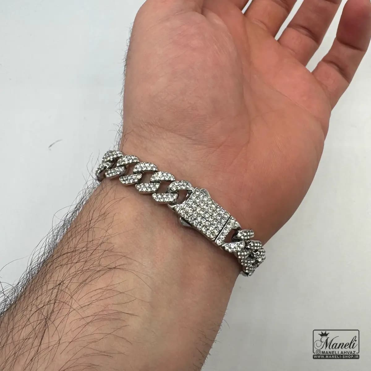 دستبند کارتیر نقره ای فول نگین — تصویر ۲