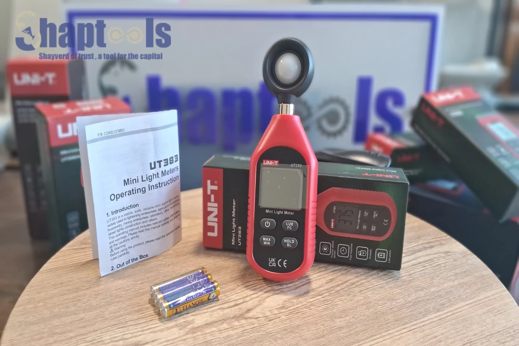 لوکس متر دیجیتال یونیتی UNI-T UT383