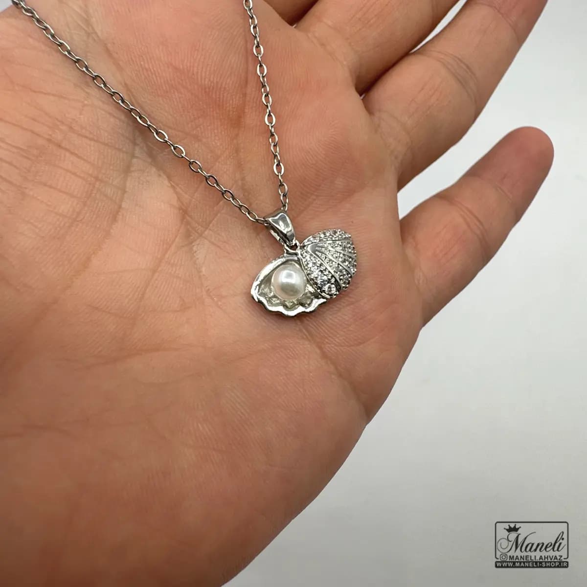 گردنبند نقره ای مرواریدی و صدف — تصویر ۲
