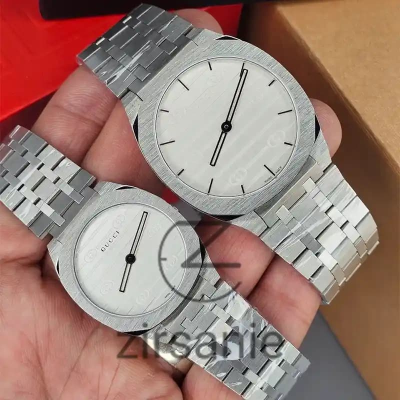 ساعت مچی زنانه و مردانه گوچی سیلور صفحه سفید Gucci Silver White Screen — تصویر ۲
