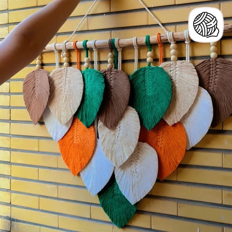 دیوار کوب مکرومه بافی مدل پر برگ کد 01 (طول 80cm)