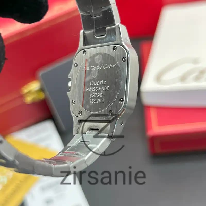 ساعت مچی زنانه کارتیر د سانتوز Cartier de Santos Metal Silver Gold Blue screen — تصویر ۴