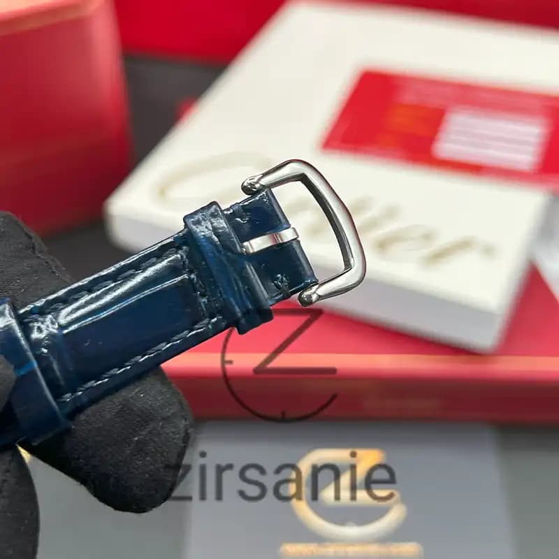 ساعت مچی زنانه کارتیر د سانتوز Cartier de Santos Leather Strap Silver Blue — تصویر ۴