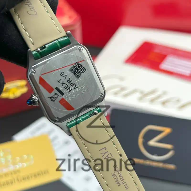 ساعت مچی زنانه کارتیر د سانتوز Cartier de Santos Leather Strap Green — تصویر ۴