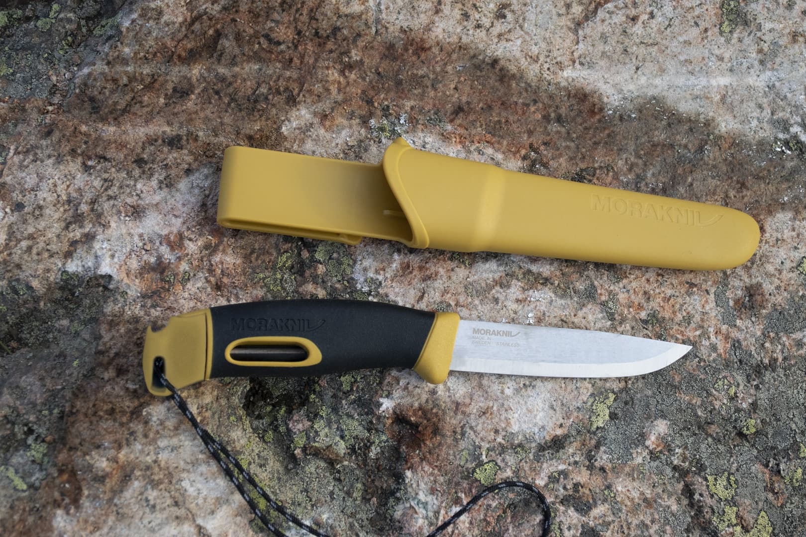 کارد موراکنیو کامپنیون اسپارک استنلس Morakniv Companion Spark (S) – Yellow — تصویر ۲