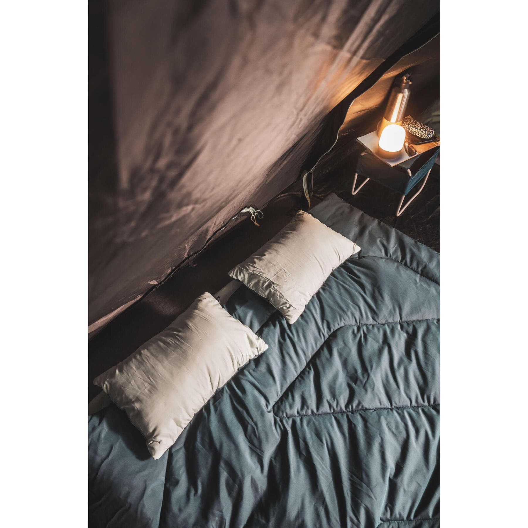 بالشت کچوا – بادی اتومات Quechua Camp Pillow – Blue – Comfort — تصویر ۲
