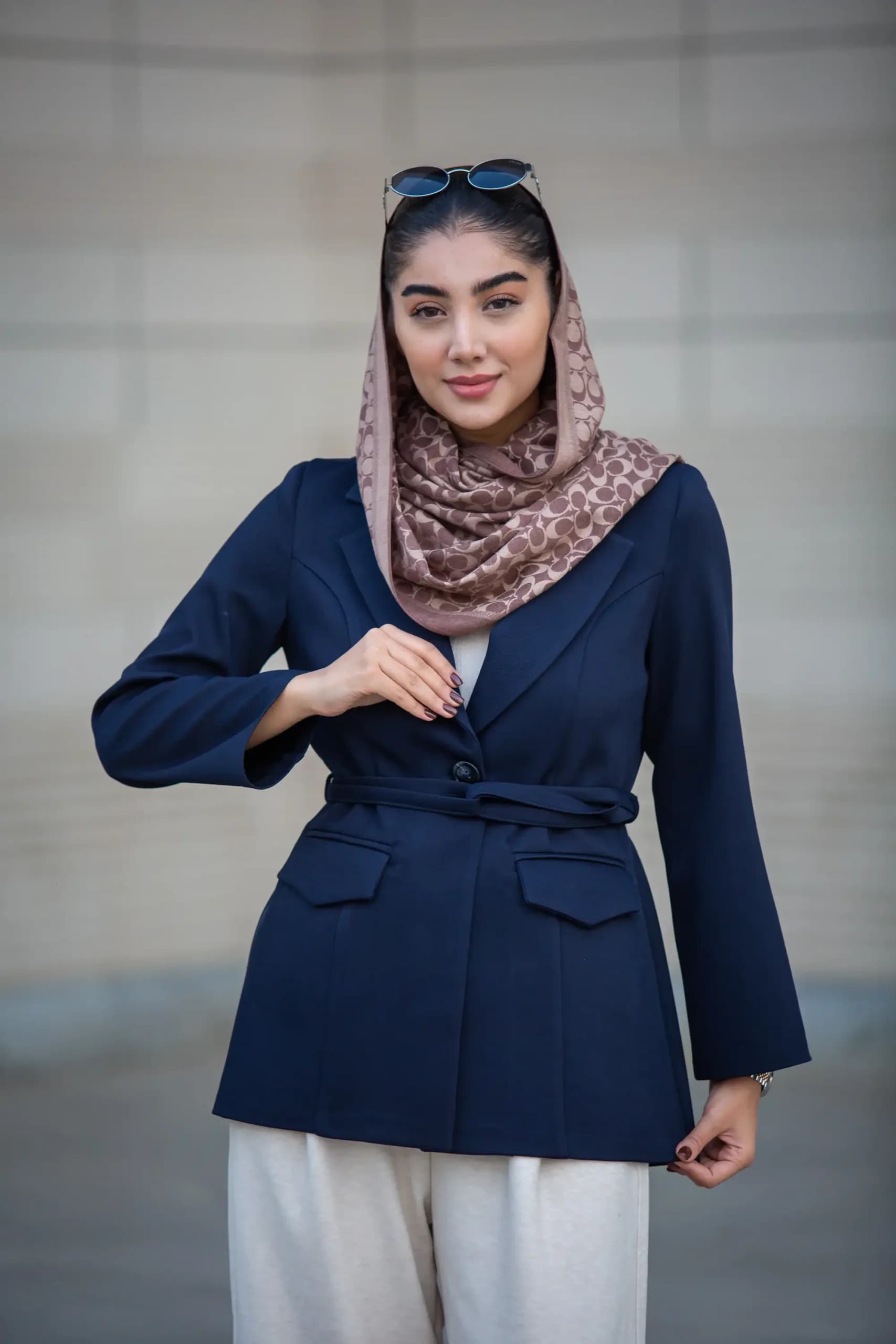 کت زنانه بلدینگ کمر بنددار — تصویر ۵