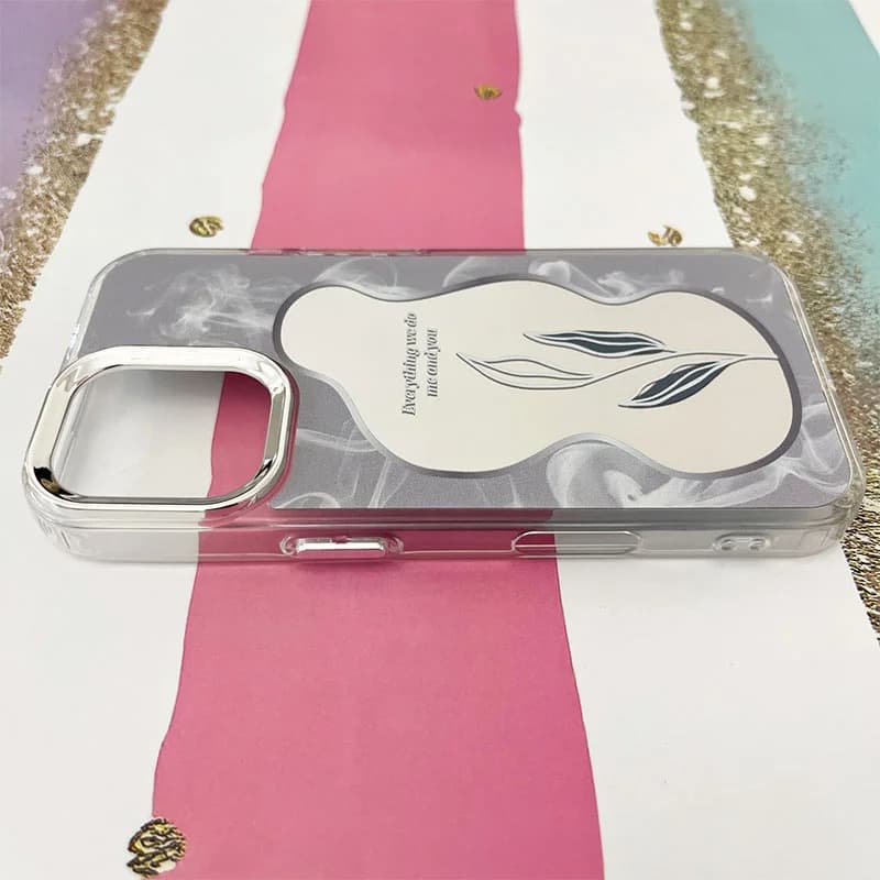 قاب گوشی iPhone 16 آیفون آینه ای طرح برگ کد 955