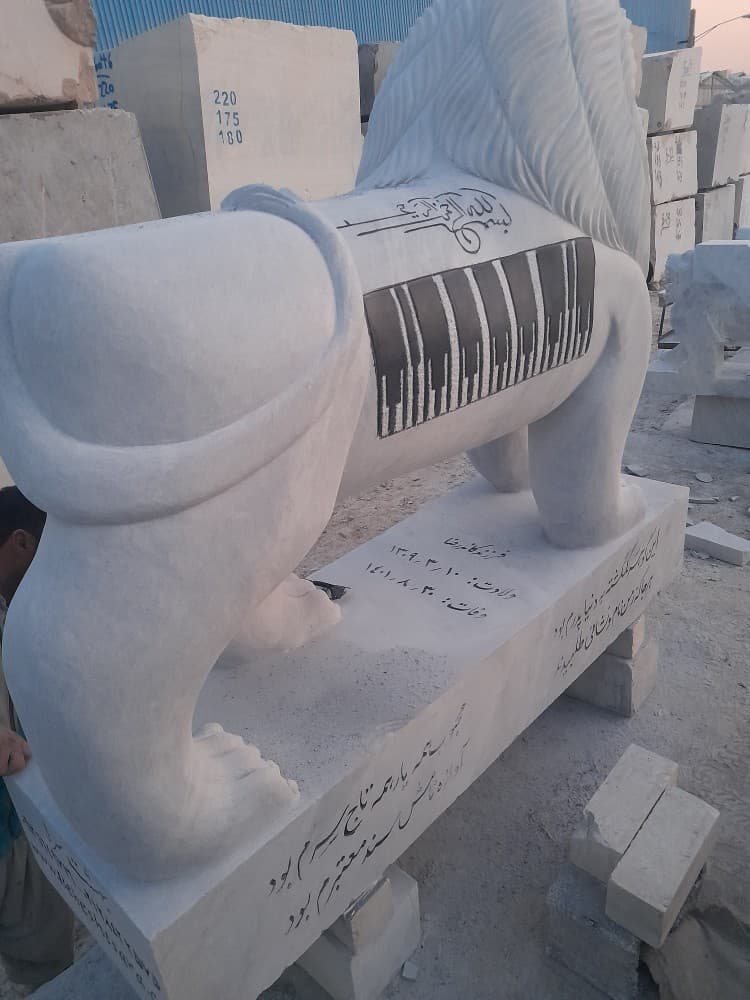 شیر سنگی — تصویر ۳