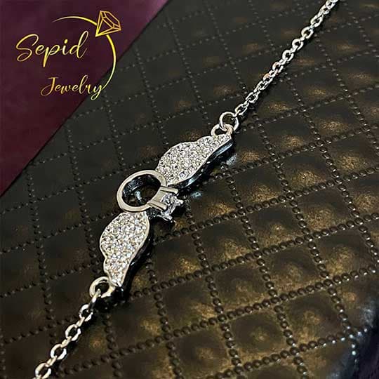دستبند نقره حلقه تک نگین بالدار