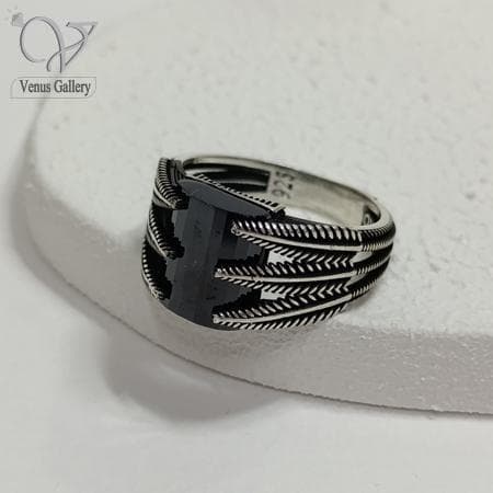 انگشتر نقره مردانه سیاه قلم ترک با سنگ اونیکس تراش طرح برگ فاخر کد8403
